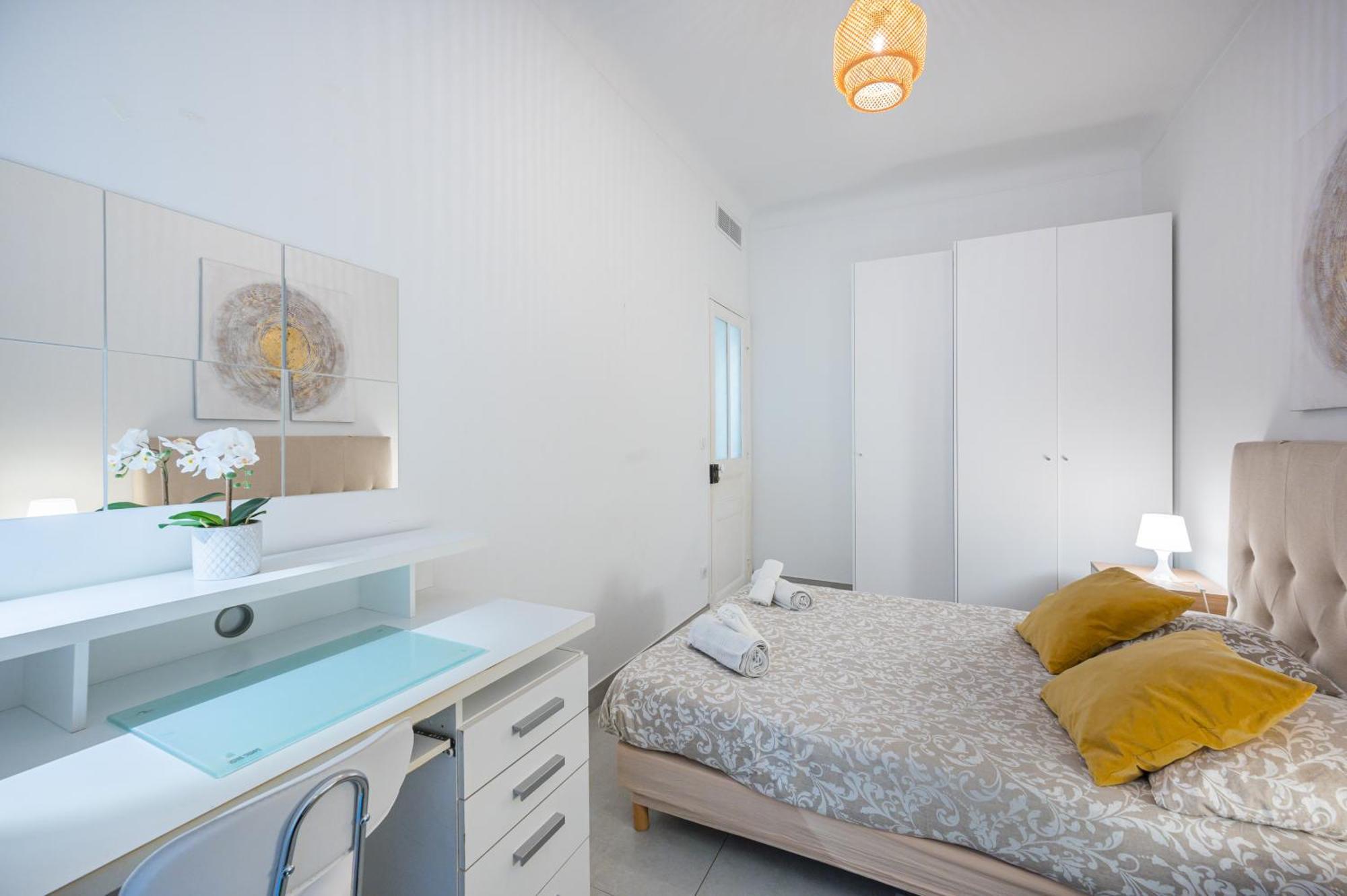 Stunning Flat By The Beach, Carre D'Or-Negresco นีซ ภายนอก รูปภาพ